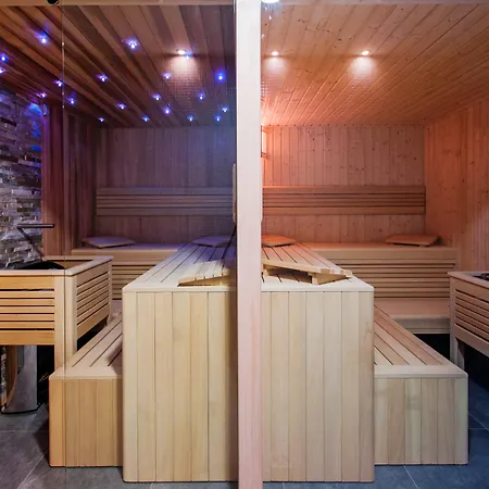 Gem فندق فروتسواف