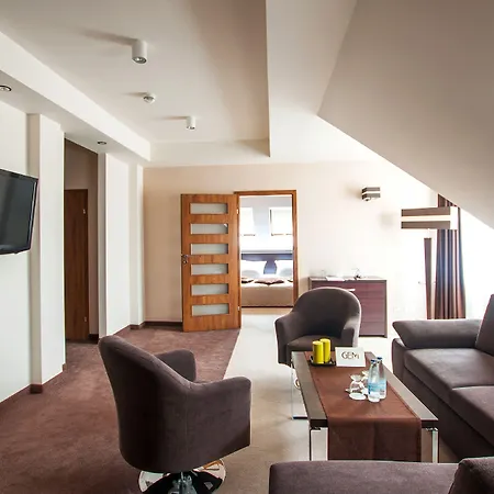 Gem Hotel