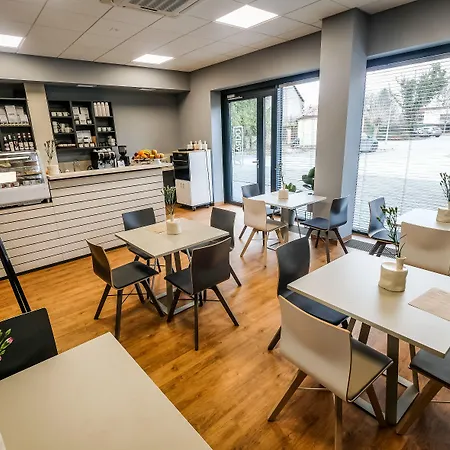 Gem 3* فروتسواف