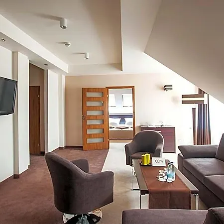 Gem Hotel